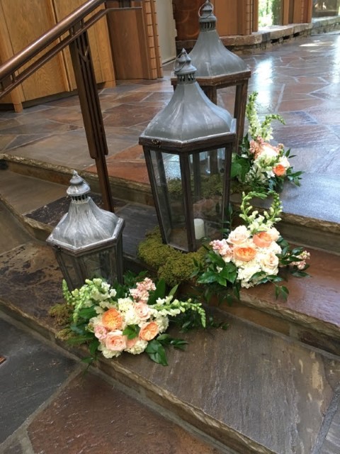 Seasonal flower design